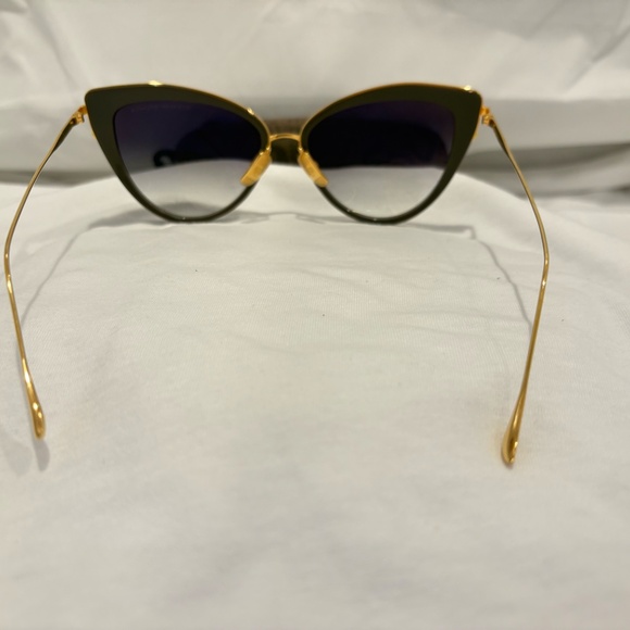 NEW! DITA HEARTBREAKER 2207-D-GRY-GLD-56; GRY & GOLD FRAME W/ GRAY GRADIENT LENS main image 4